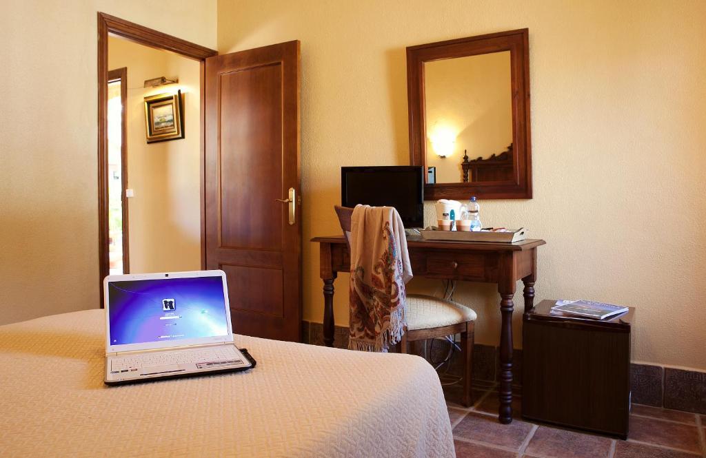 Hospederia Santiago Hotel Chiclana de la Frontera Værelse billede