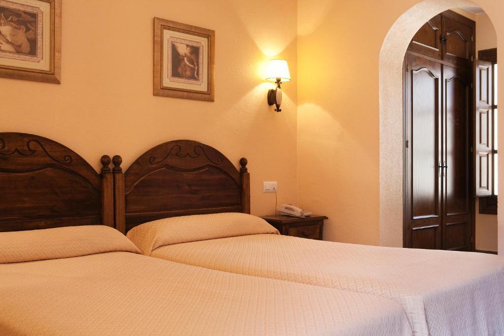 Hospederia Santiago Hotel Chiclana de la Frontera Værelse billede