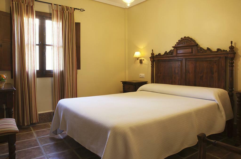 Hospederia Santiago Hotel Chiclana de la Frontera Eksteriør billede